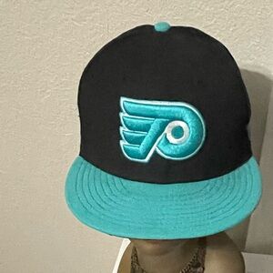 New Era 59FIFTY fitted hat featuring the Philadelphia Flyers